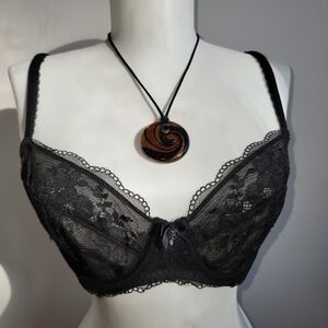 Victoria's Secret Black Lace Bra Body By Victoria Demi Underwire Unlined 34C